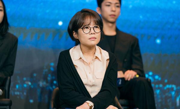 韩剧暴风圈 全智贤姜栋元 合作 韩剧演员阵容_暴风圈全智贤