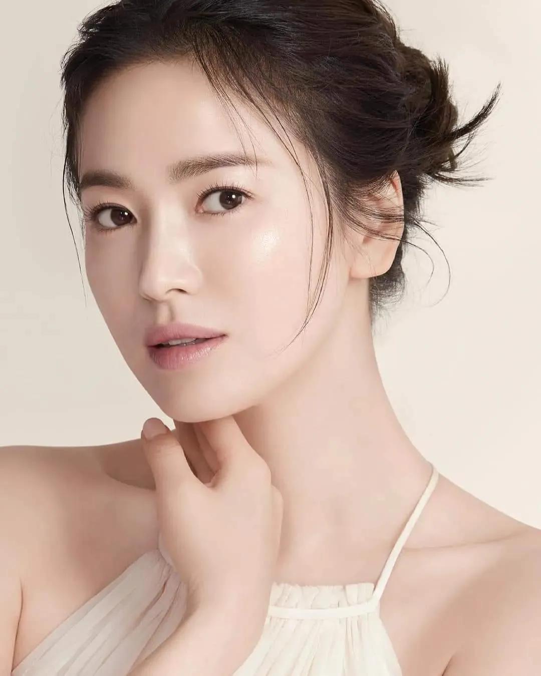 宋慧乔韩国财阀操控_韩国娱乐圈黑幕曝光_宋慧乔