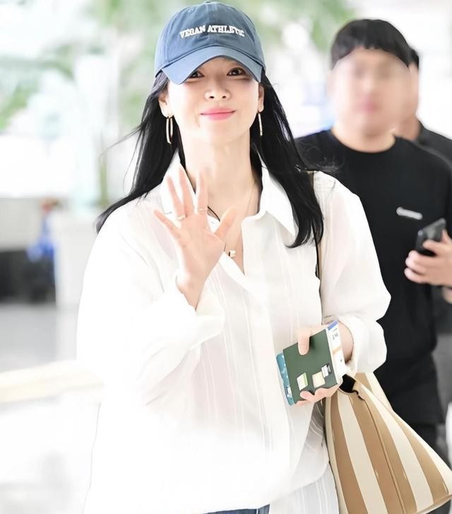 宋慧乔穿搭_宋慧乔_春季穿搭