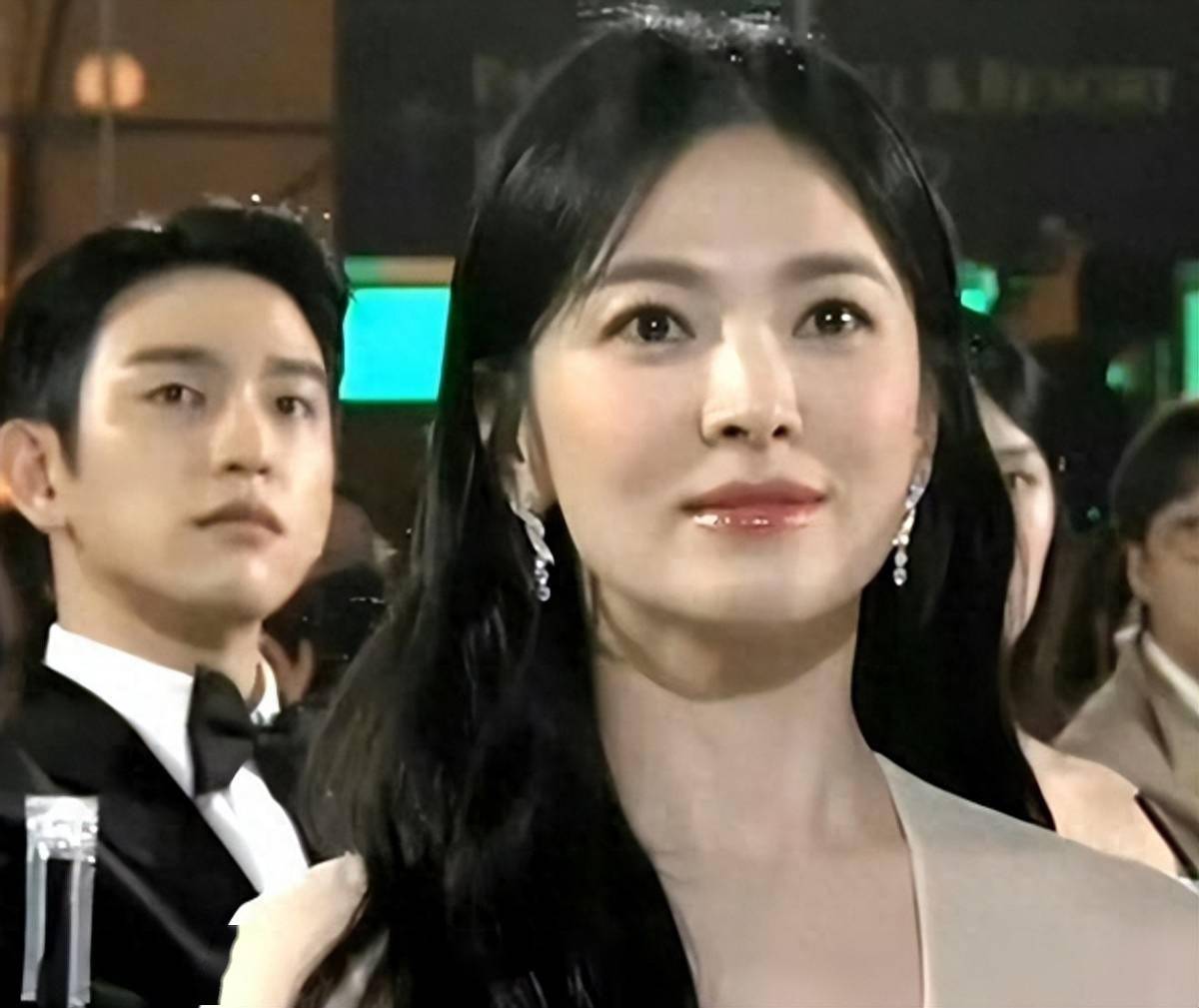 宋慧乔 财阀支配 偷税漏税_宋慧乔